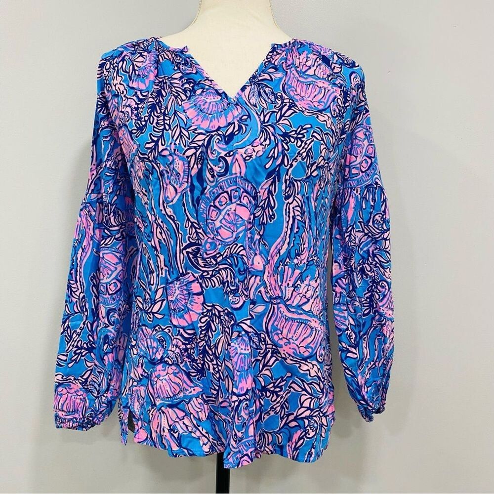 NWT LILLY PULITZER XS Blue Winsley Blouse Lapis Horseshoe Preppy Resort Coastal